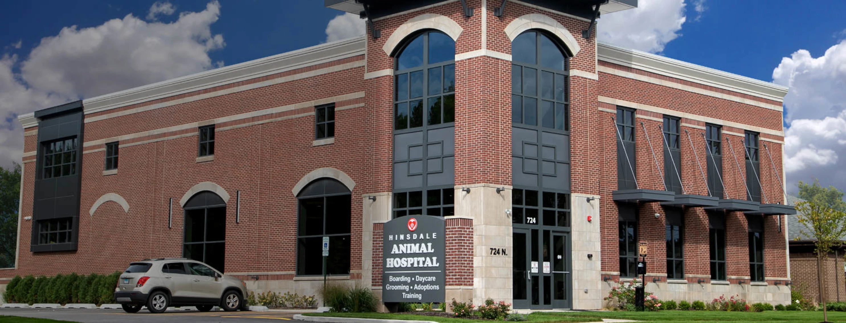 Exterior image of Hinsdale Animal Hospital